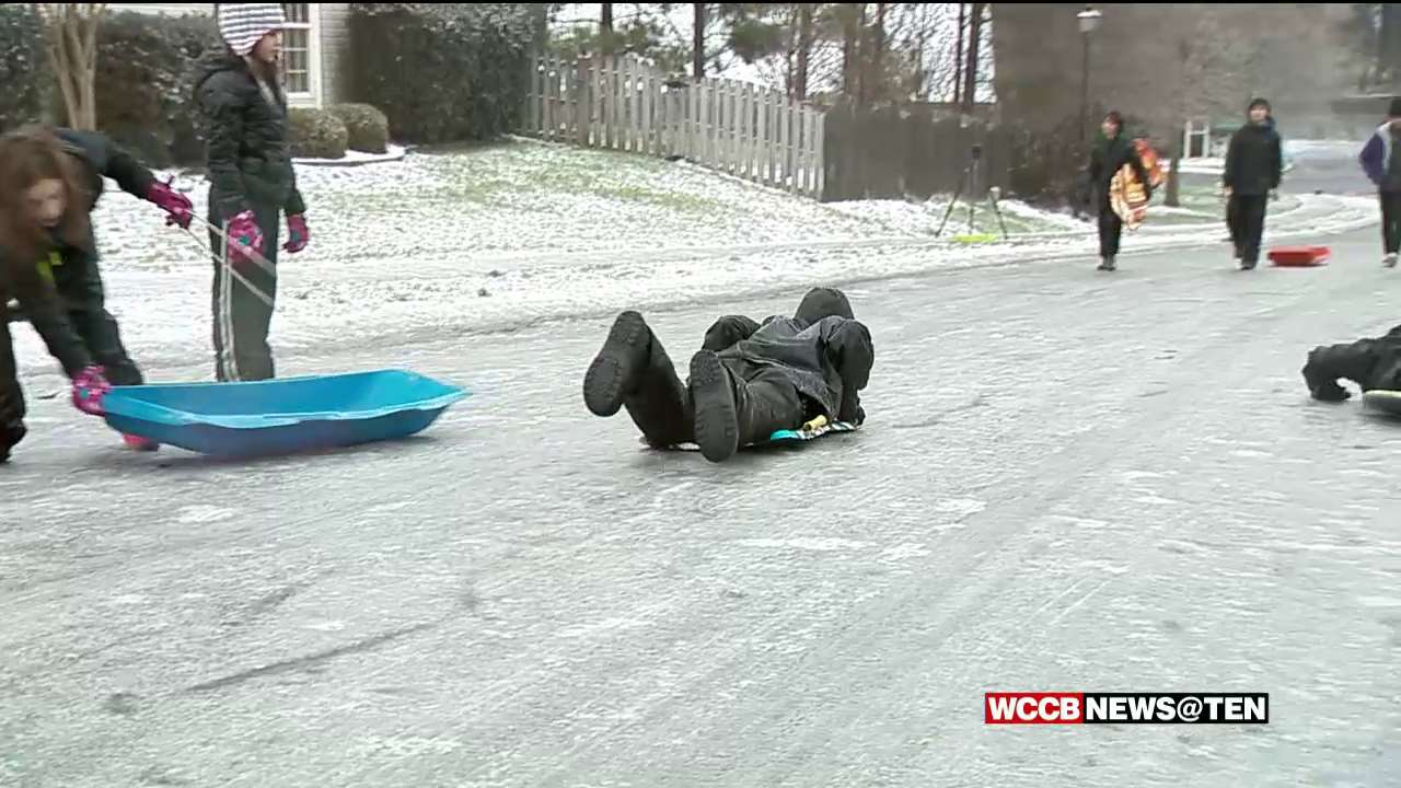 Kids Break Out Sleds to Enjoy the Snow Day - WCCB Charlotte