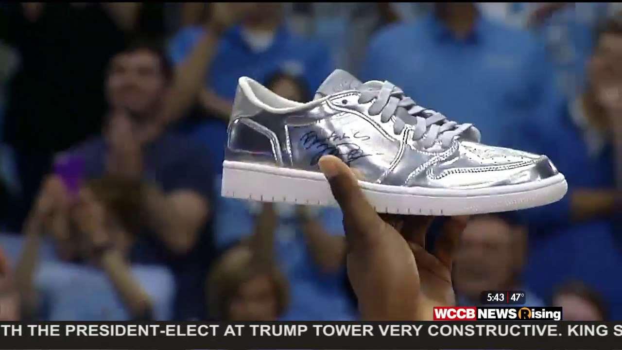 Jordan Brand Gifts UNC's Coach Roy Williams a Custom Air Jordan 1