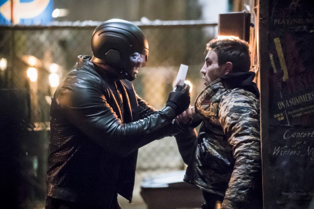 Arrow -- "Spectre of the Gun"