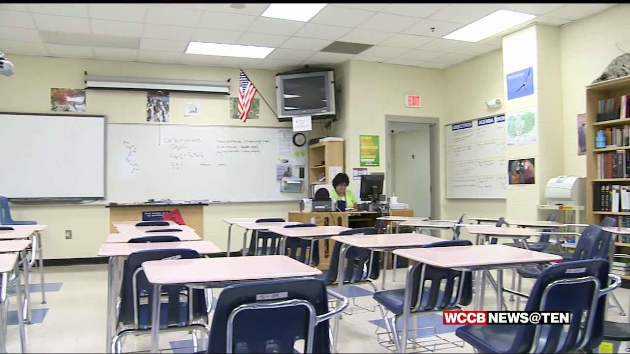 Back to School for CMS Students Monday - WCCB Charlotte
