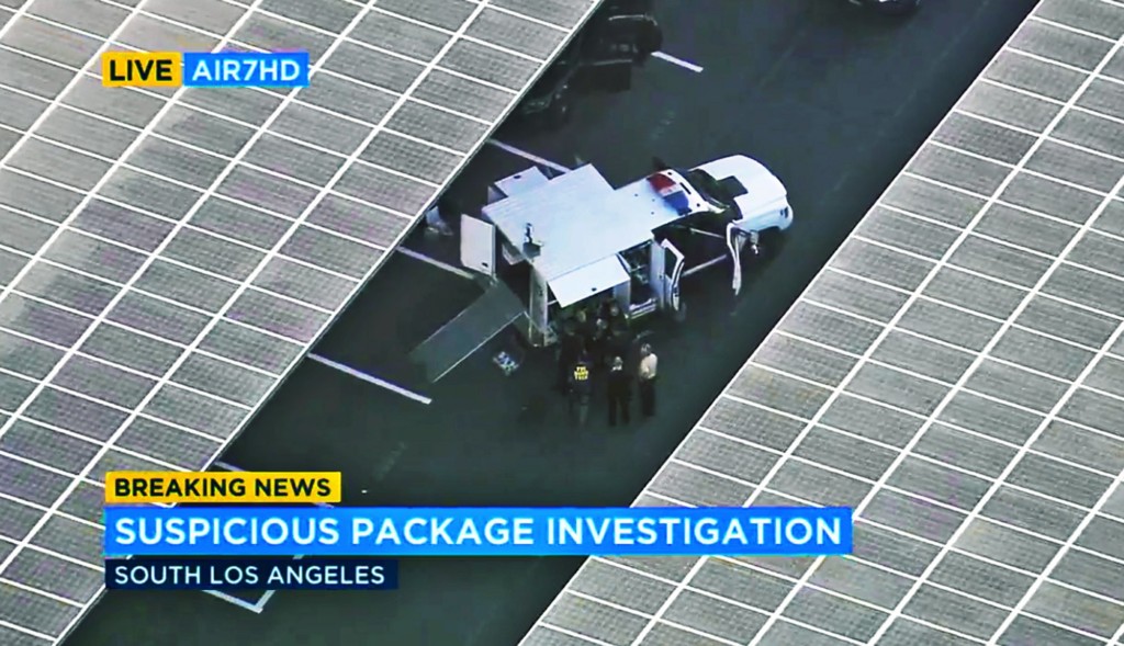 characteristics of a suspicious package