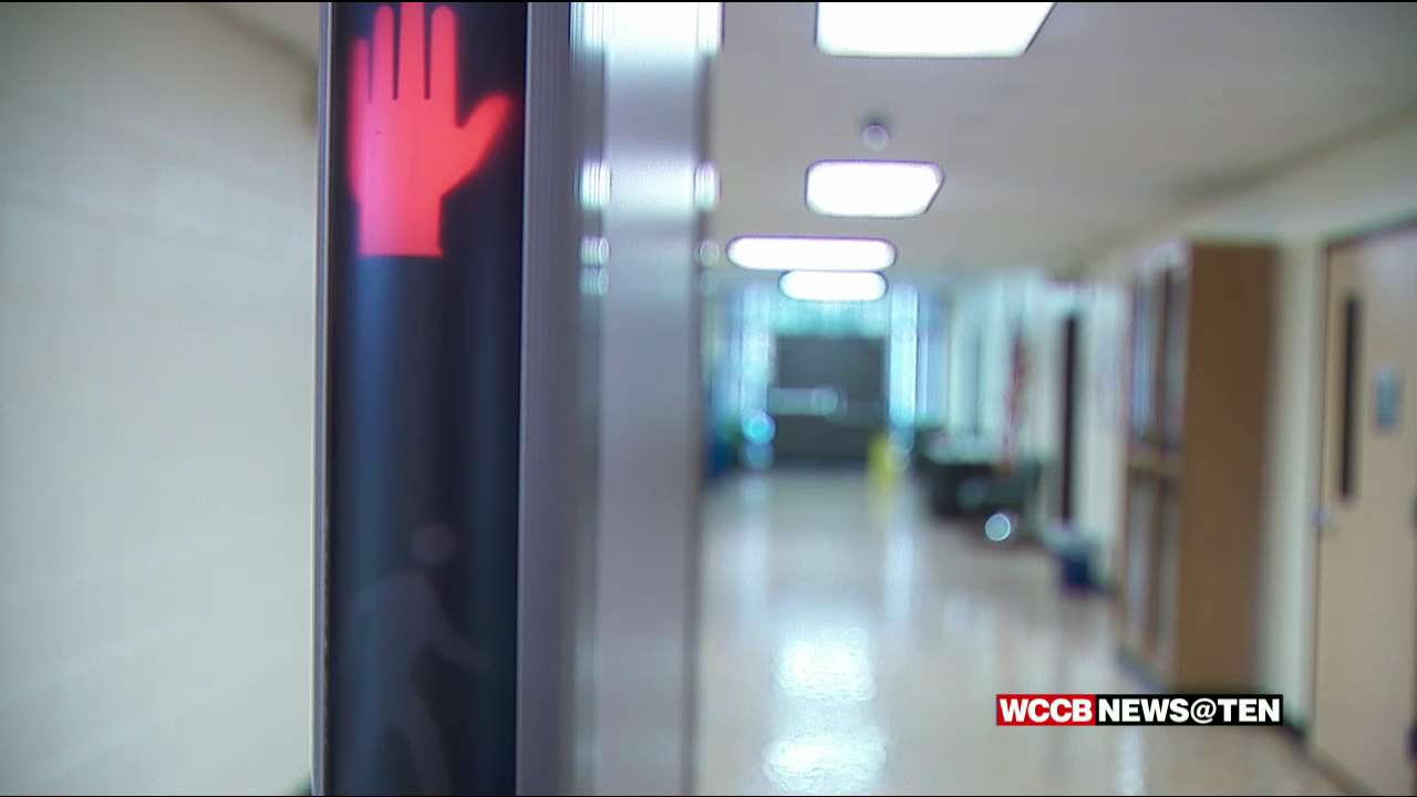 Metal Detectors A Success At Lancaster County Schools - WCCB Charlotte