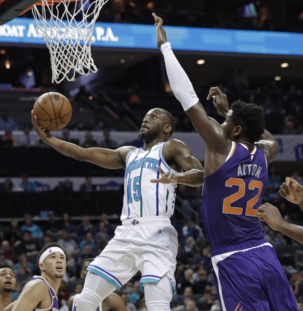 Walker Scores 21 Points To Help Rout Suns 135115 WCCB