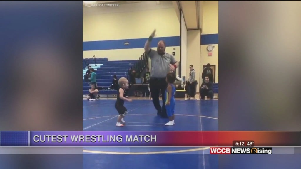 Viral Videos: Singing Cop & Cute Wrestling Match