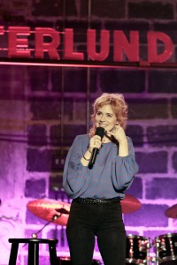 The Cw Happy Hour Alice Wetterlund My Mama Is A Human And So Am I 03