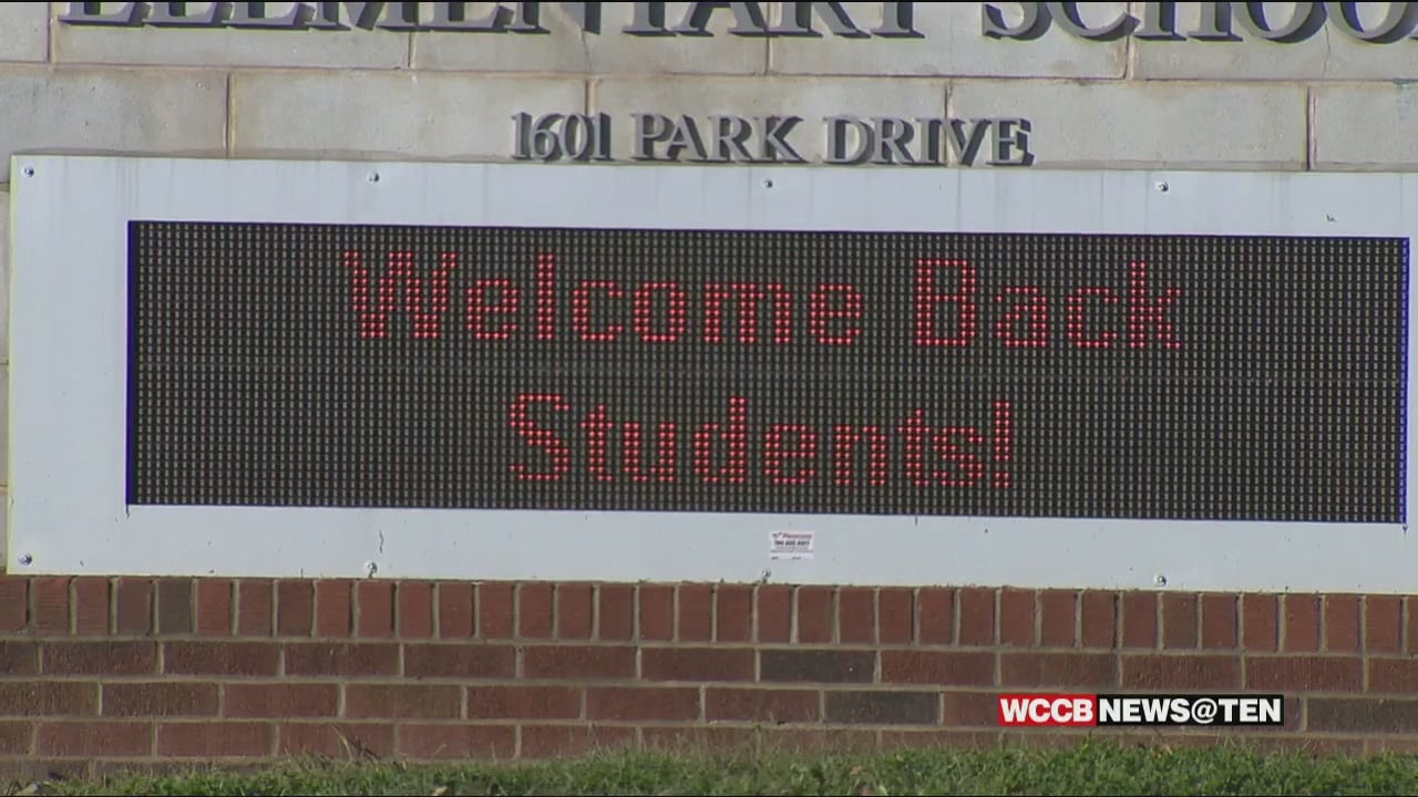 Some CMS Students Return To In-Person Learning - WCCB Charlotte