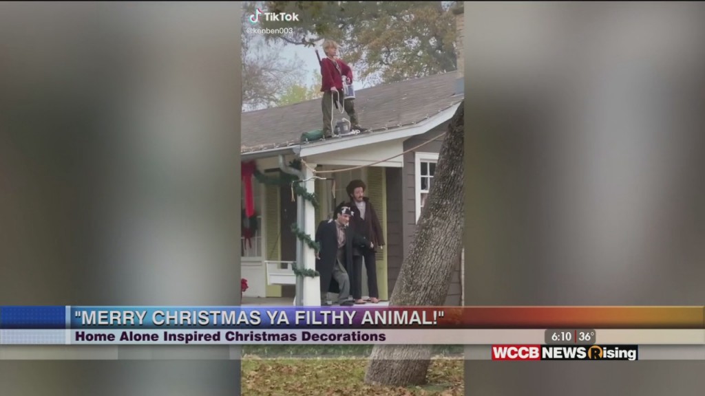 Viral Videos: Home Alone Christmas Display
