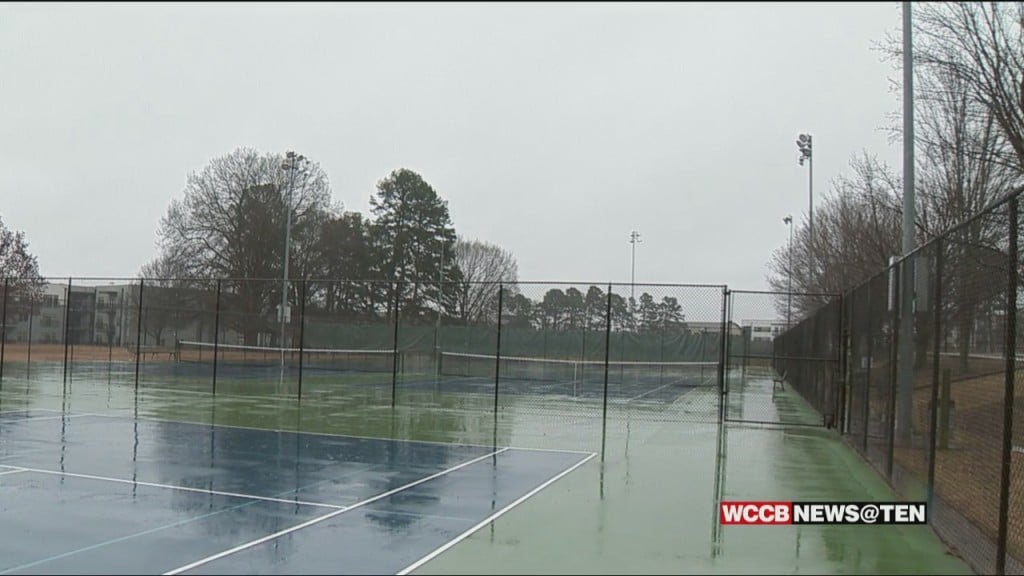 Hundreds Of Signatures On Petition To Turn Tennis Court Lights On At Public Parks In Mecklenburg County