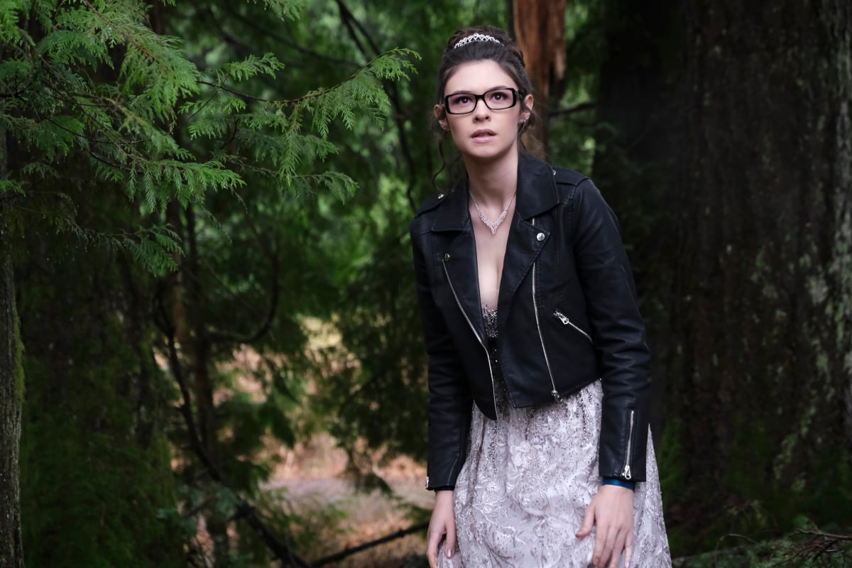 9PM: Supergirl "Prom Again!" - WCCB Charlotte's CW - Vimarsana News