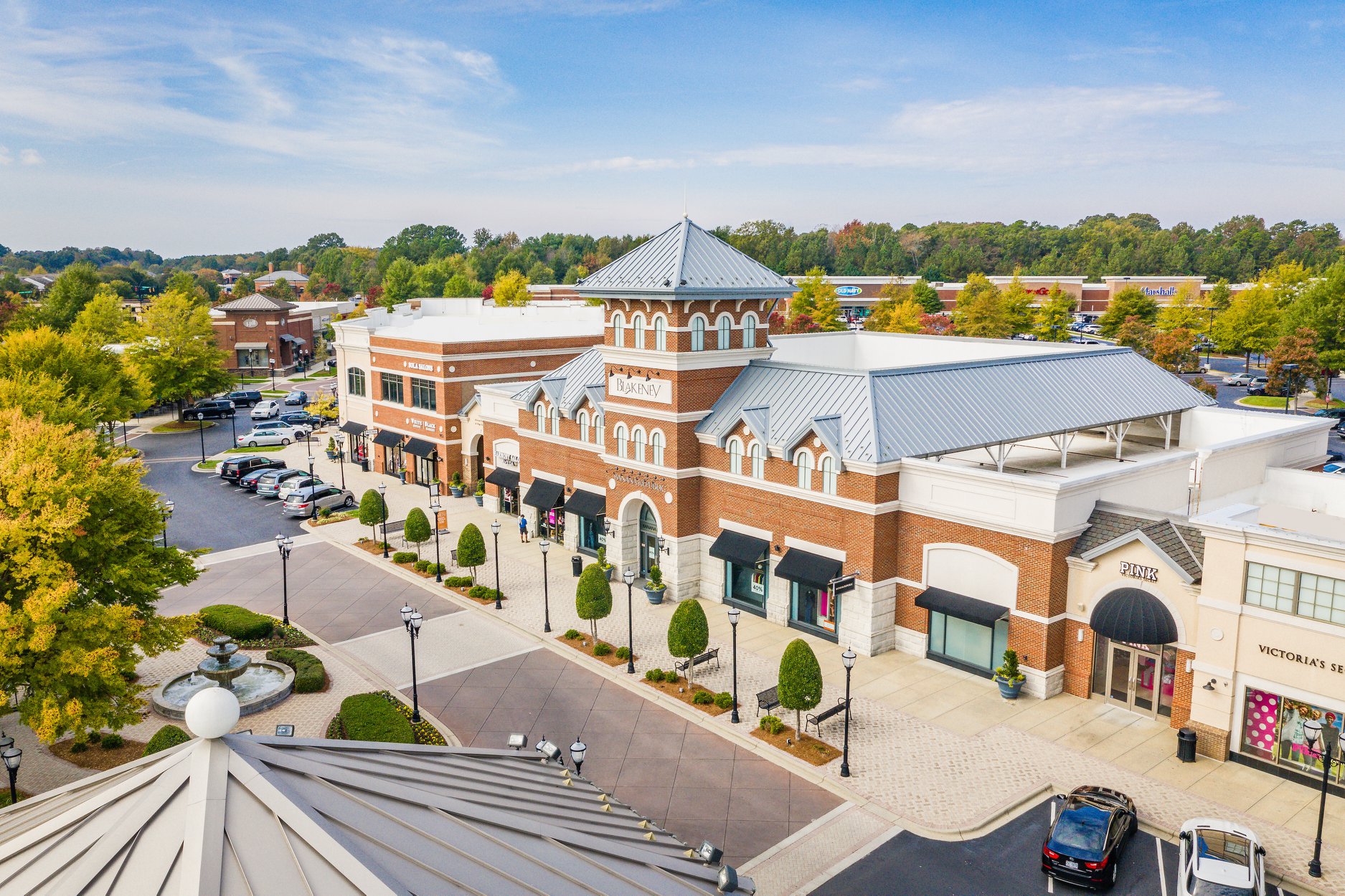 Free Summer Concert Series Returns To Blakeney Shopping Center - Vimarsana News