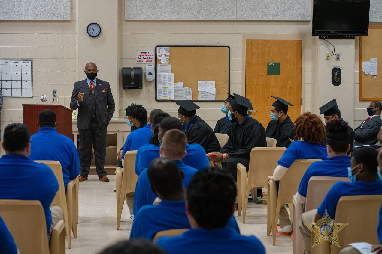 MCSO Hosts HISET And CMS Graduation Ceremony For Residents - WCCB Charlotte