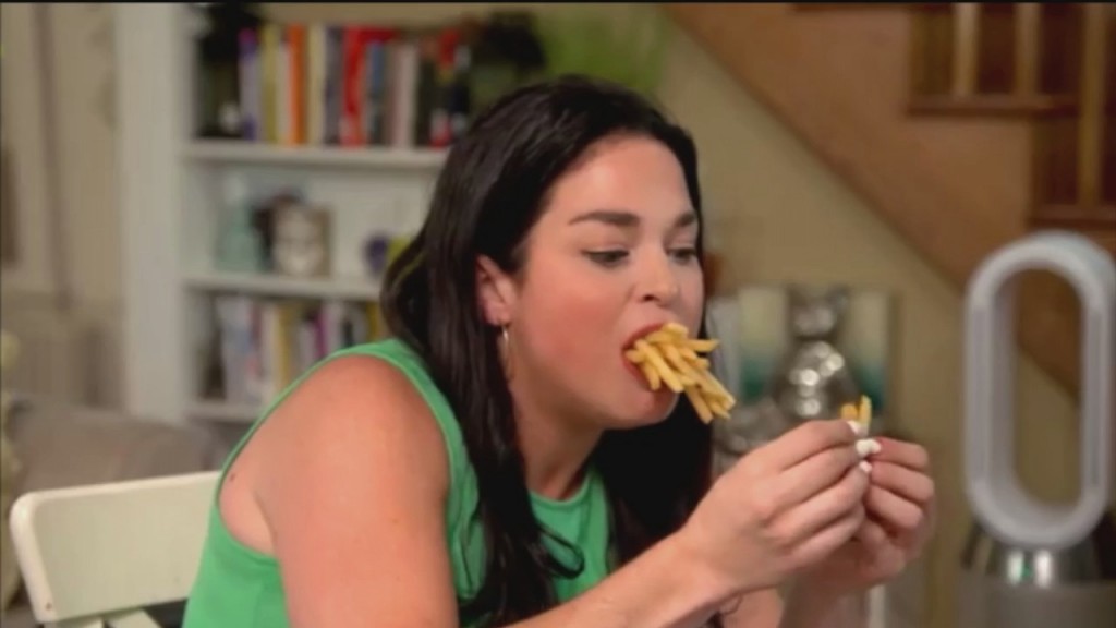 Woman's Big Mouth Goes Viral