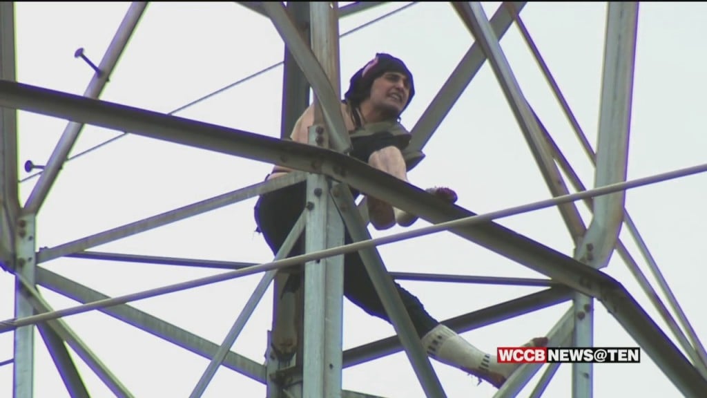 Thousands Lose Power After Man Climbs 85 Foot Electrical Tower & Refuses To Come Down