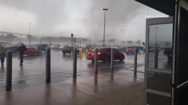 Incredible Video Shows Shoppers Running From Tornado In Texas Walmart Parking Lot