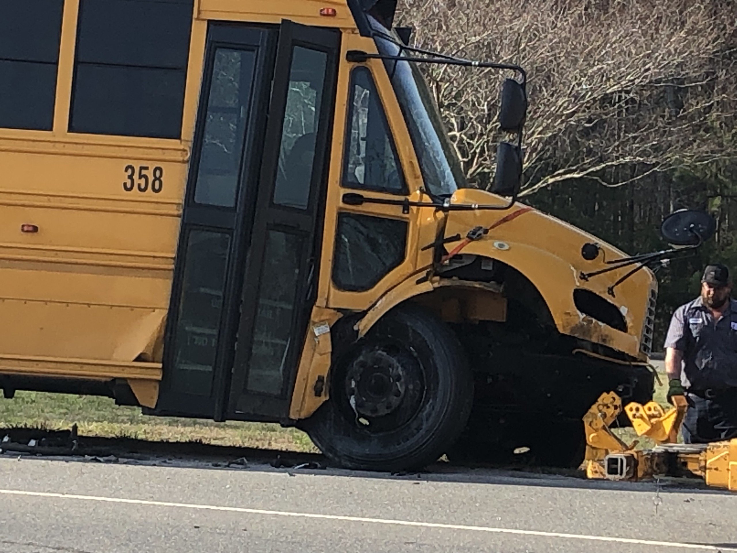 Haunting the School Bus Rollover Crash Causes Multiple Injuries 12