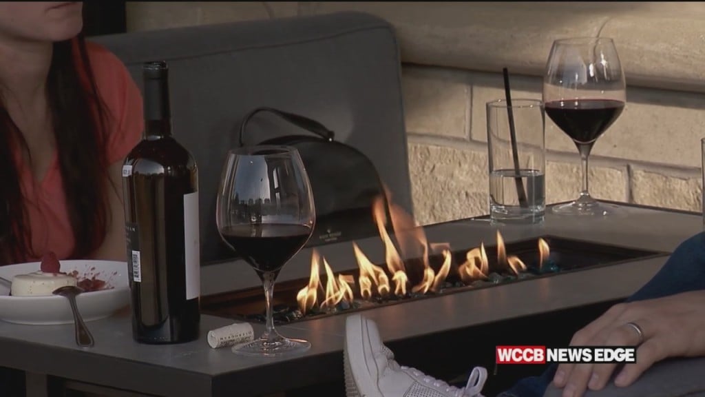 Retired Carolina Panther Thomas Davis Opens New “tap & Vine” Restaurant In South Charlotte