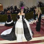 Sarah Jessica Parker Attends The Metropolitan Museum Of Arts Costume Institute Benefit Gala
