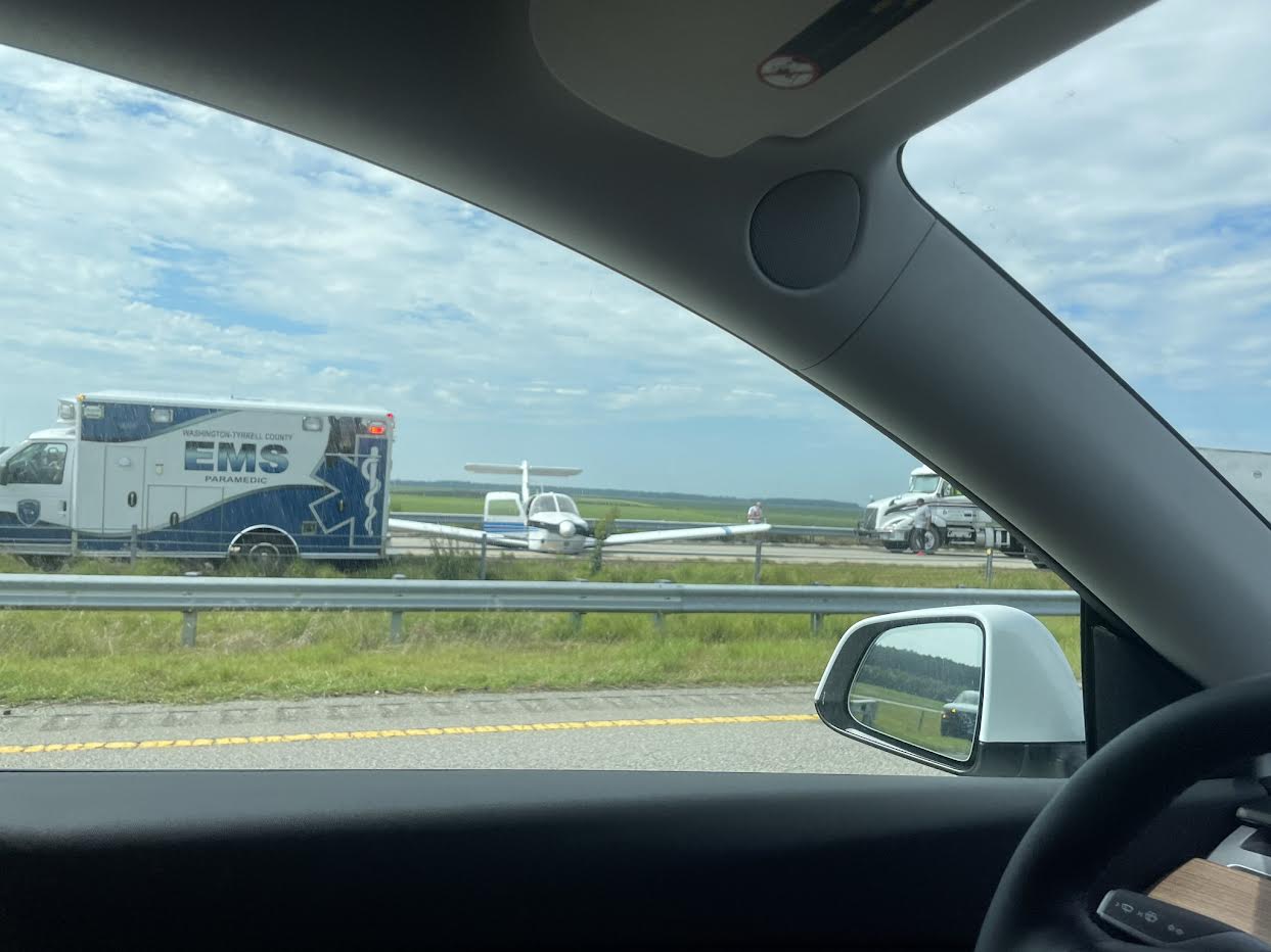 Small Plane Crashes In North Carolina – WCCB Charlotte’s CW
