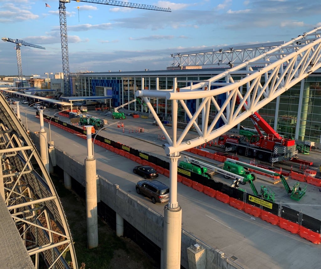 Charlotte Airport Upper Roadway