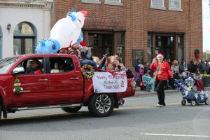 Monroe Christmas Parade 22 18