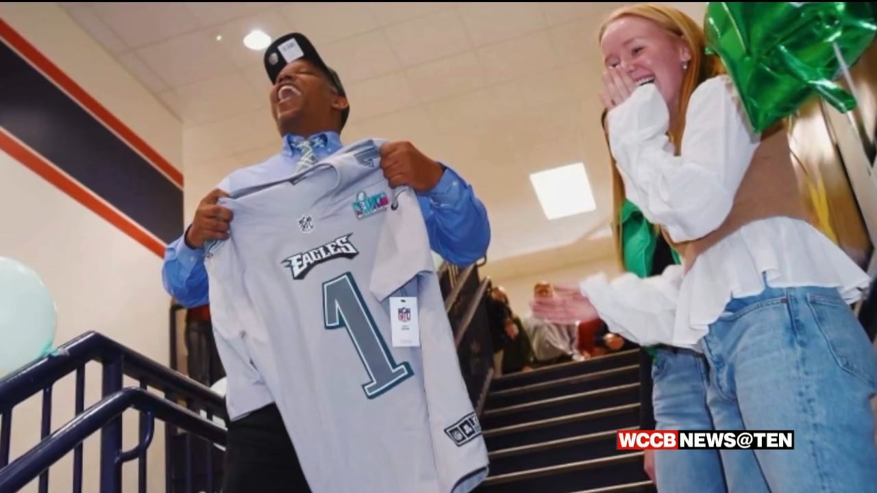 Davidson Day Students Give Teacher Super Bowl Ticket - WCCB Charlotte's CW