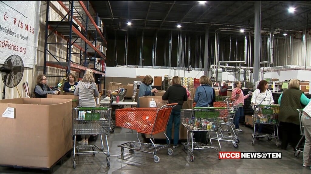 Local Food Pantries See Increased Demand As Extra Snap Benefits End