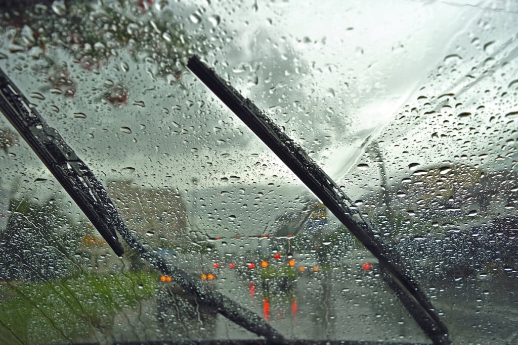 windshield wipers replacement tips