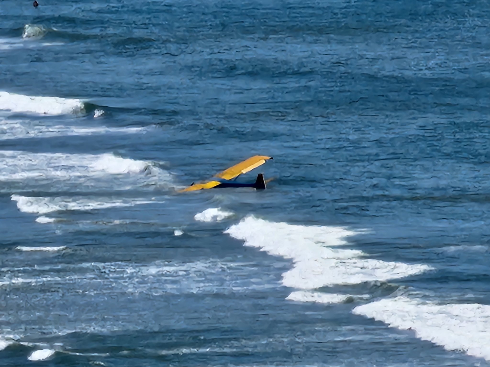 Banner Plane Crashes Into Ocean Just Off South Carolina Coast - WCCB ...