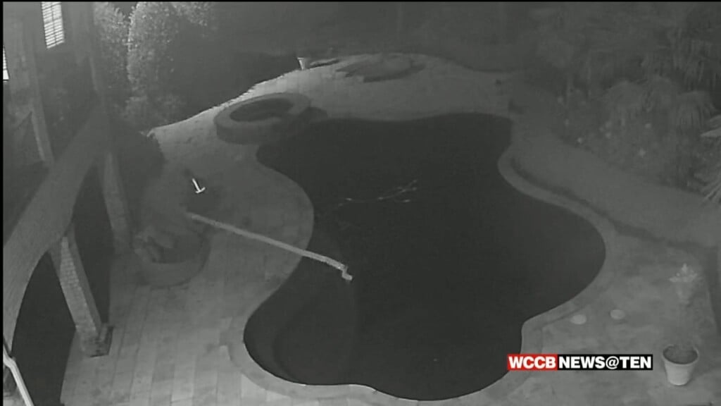 Cmpd Investigates Series Of Brazen South Charlotte Home Break Ins