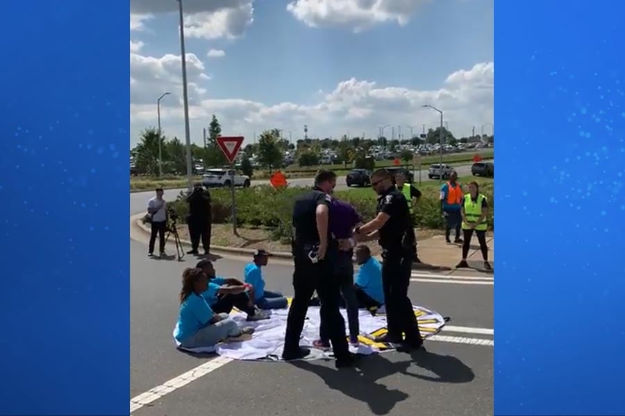 5 People Arrested At Airport Workers Rally Outside Charlotte Douglas International Airport