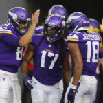 Chargers Vikings Football