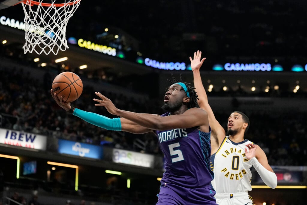 Hornets Pacers Basketball