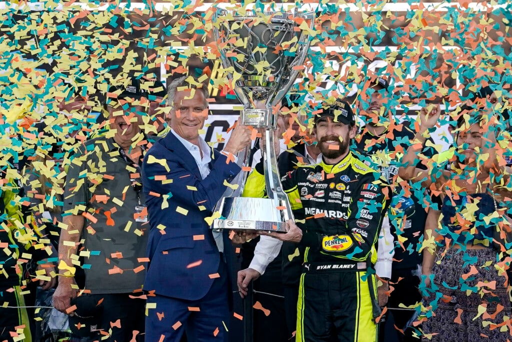 Nascar Phoenix Auto Racing