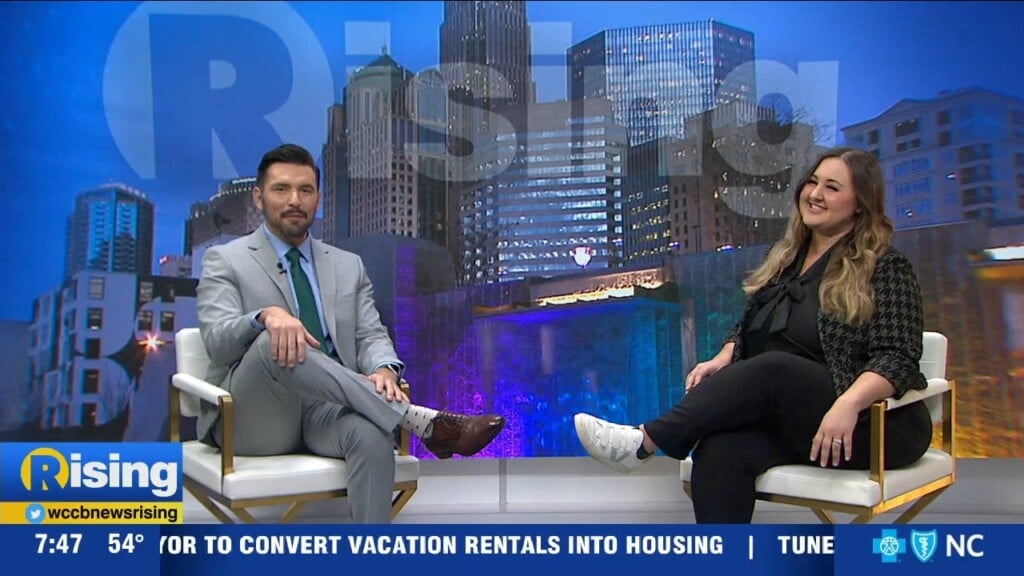 Travel Expert Carly Caramanna: Holiday Travel Tips