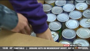 Students Work To Help Food Banks