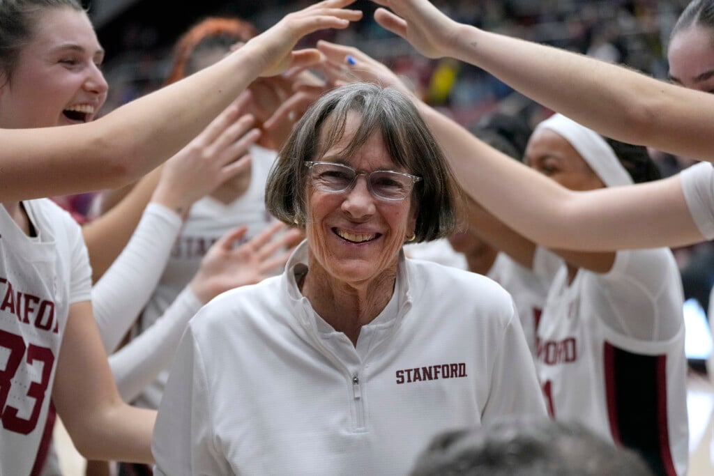 Tara Vanderveer