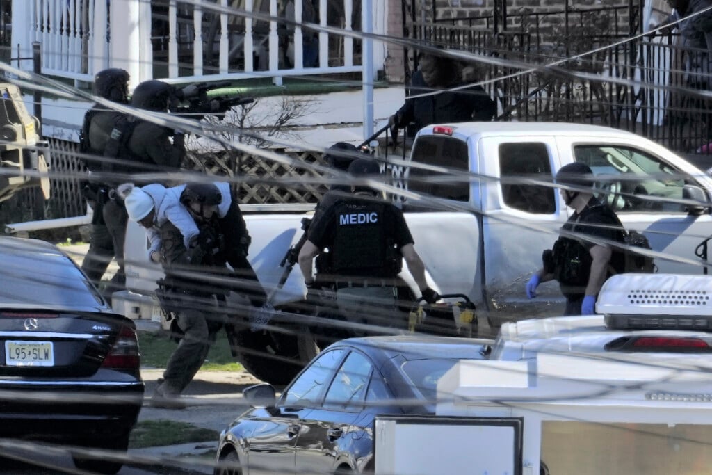 Aptopix Pennsylvania Shootings