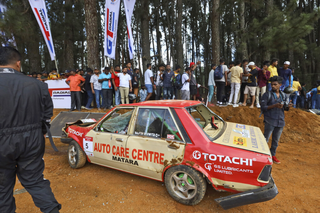 Sri Lanka Accident