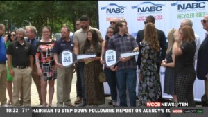 Veterans Recieve Refurbished Cars