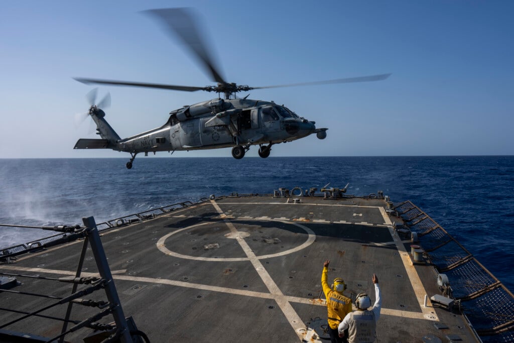 Aptopix Mideast Tensions Us Navy