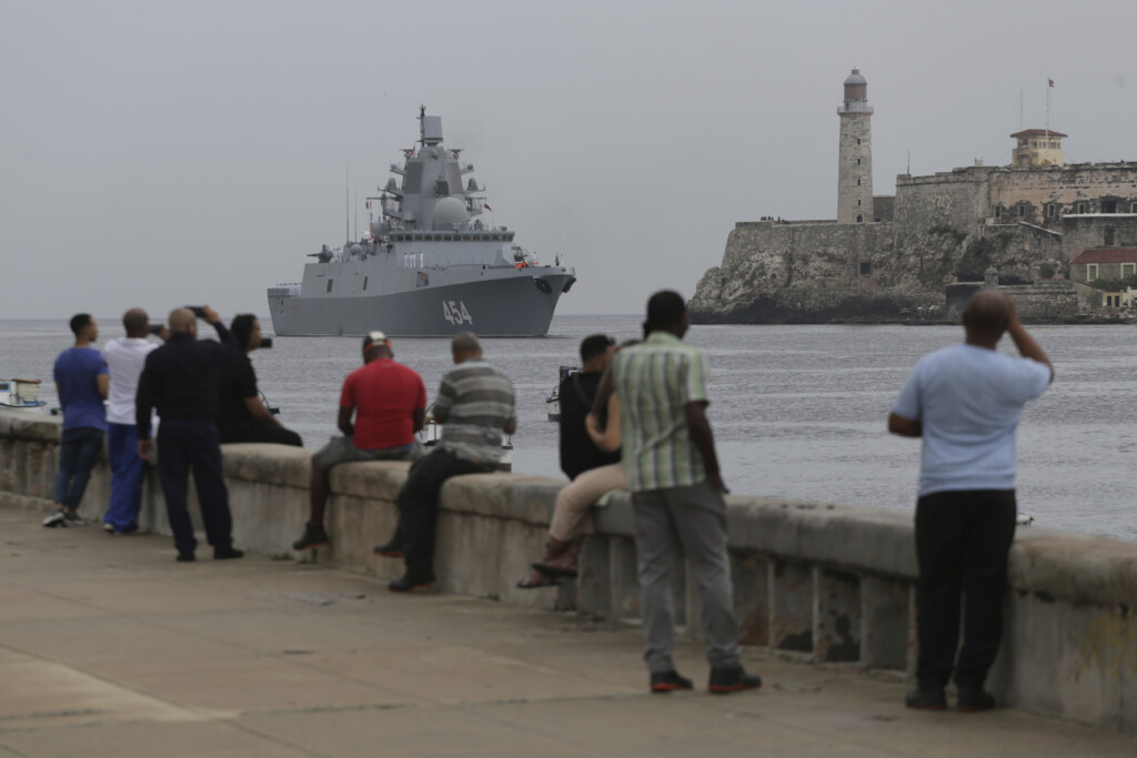 Aptopix Cuba Russia Warships Caribbean
