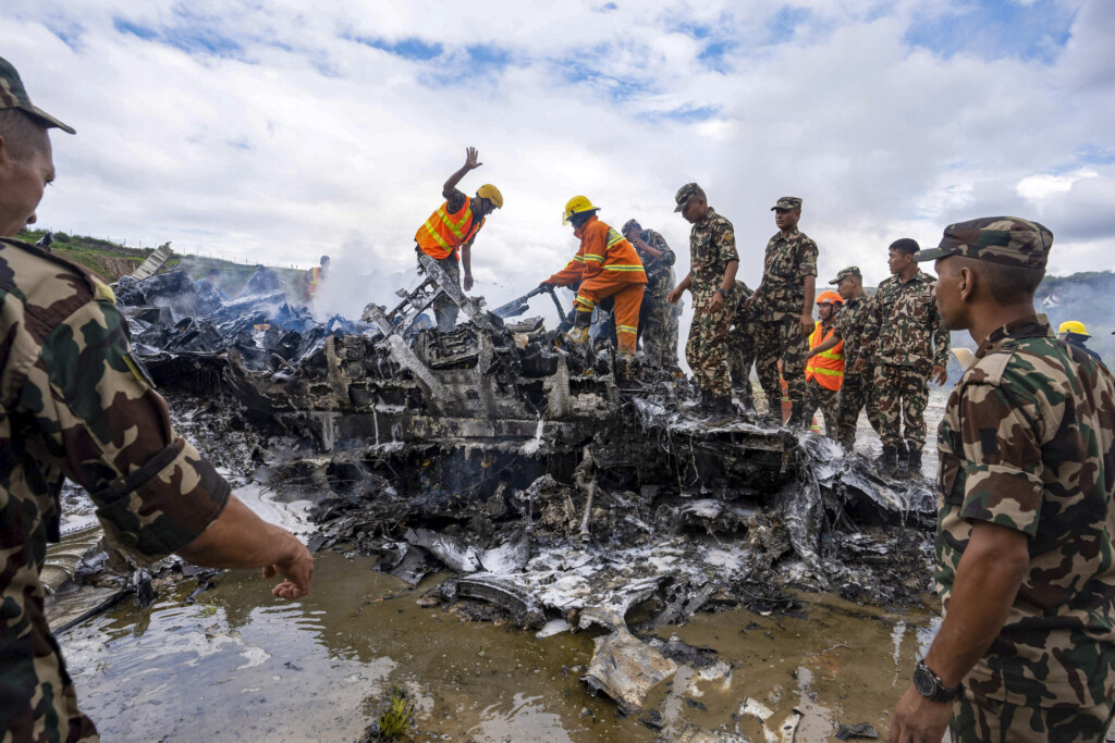 Aptopix Nepal Plane Crash