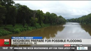 Neighbors Prepare For Possible Flooding