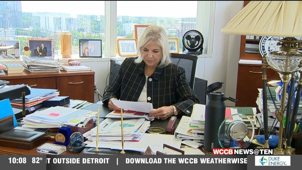 Mecklenburg County Manager Announces Retirement