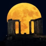 Aptopix Sci—supermoon Greece