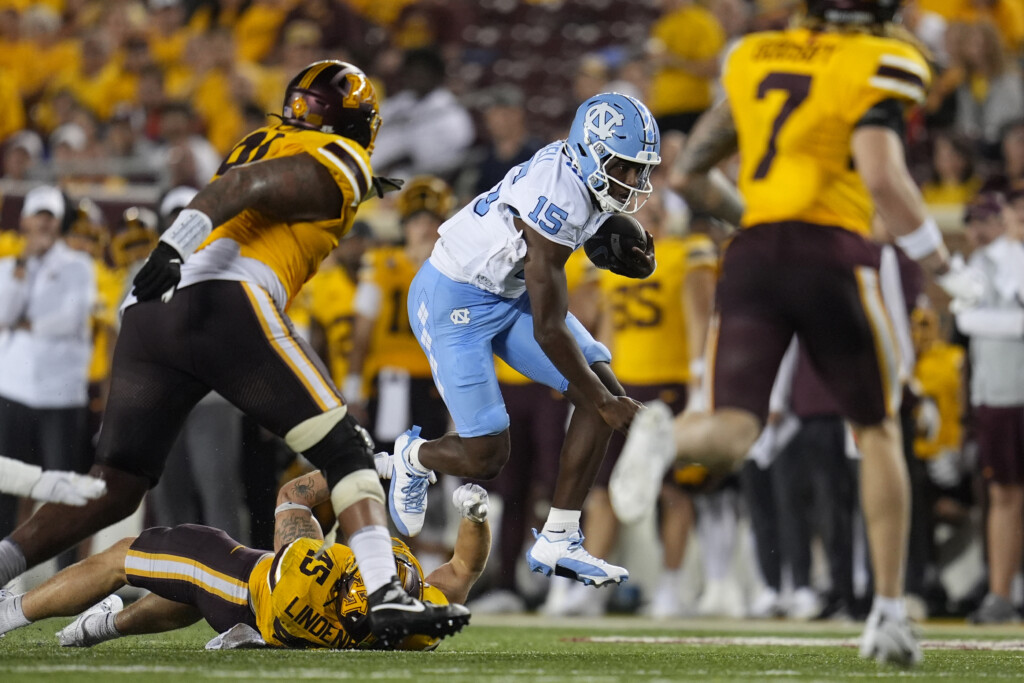 North Carolina Minnesota Football