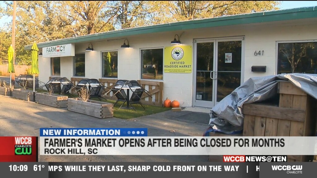 Farmer's Market Opens After Being Closed For Months