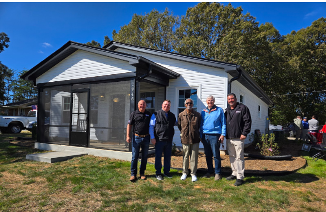 Veteran Gets New Home
