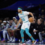 Hornets 76ers Basketball