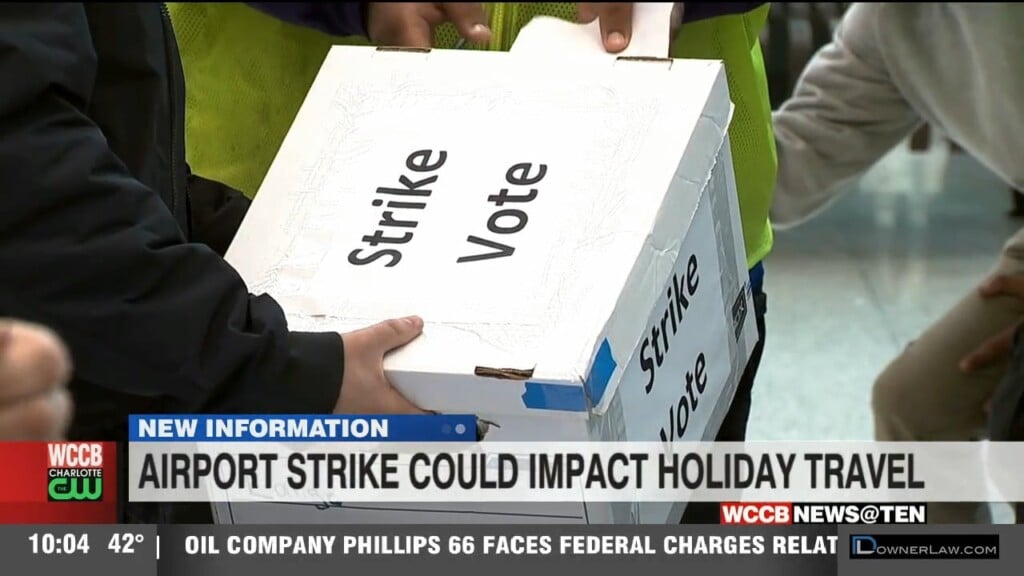 Contracted Charlotte Airport Employees Vote On Potential Strike During Holiday Travel Season
